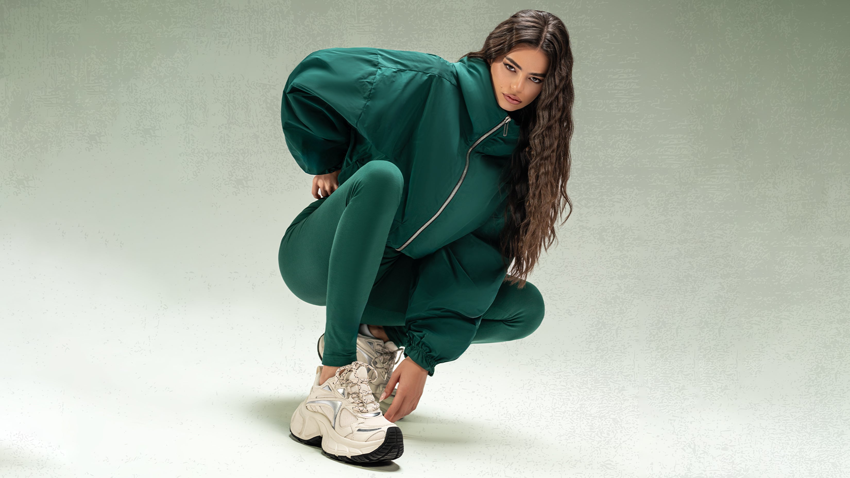 Femei | Pantaloni AW25