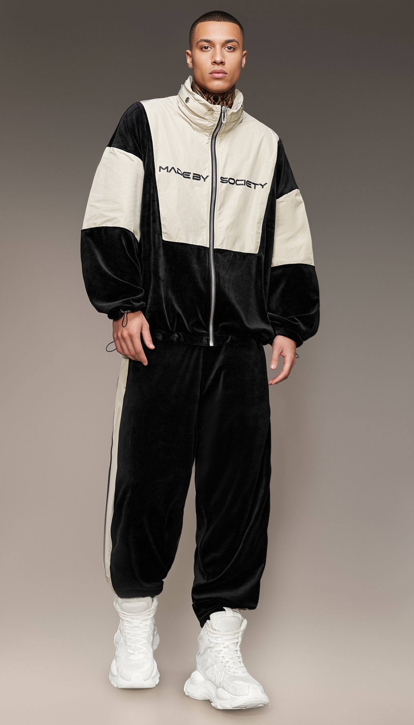 Панталони от кадифе - P16703