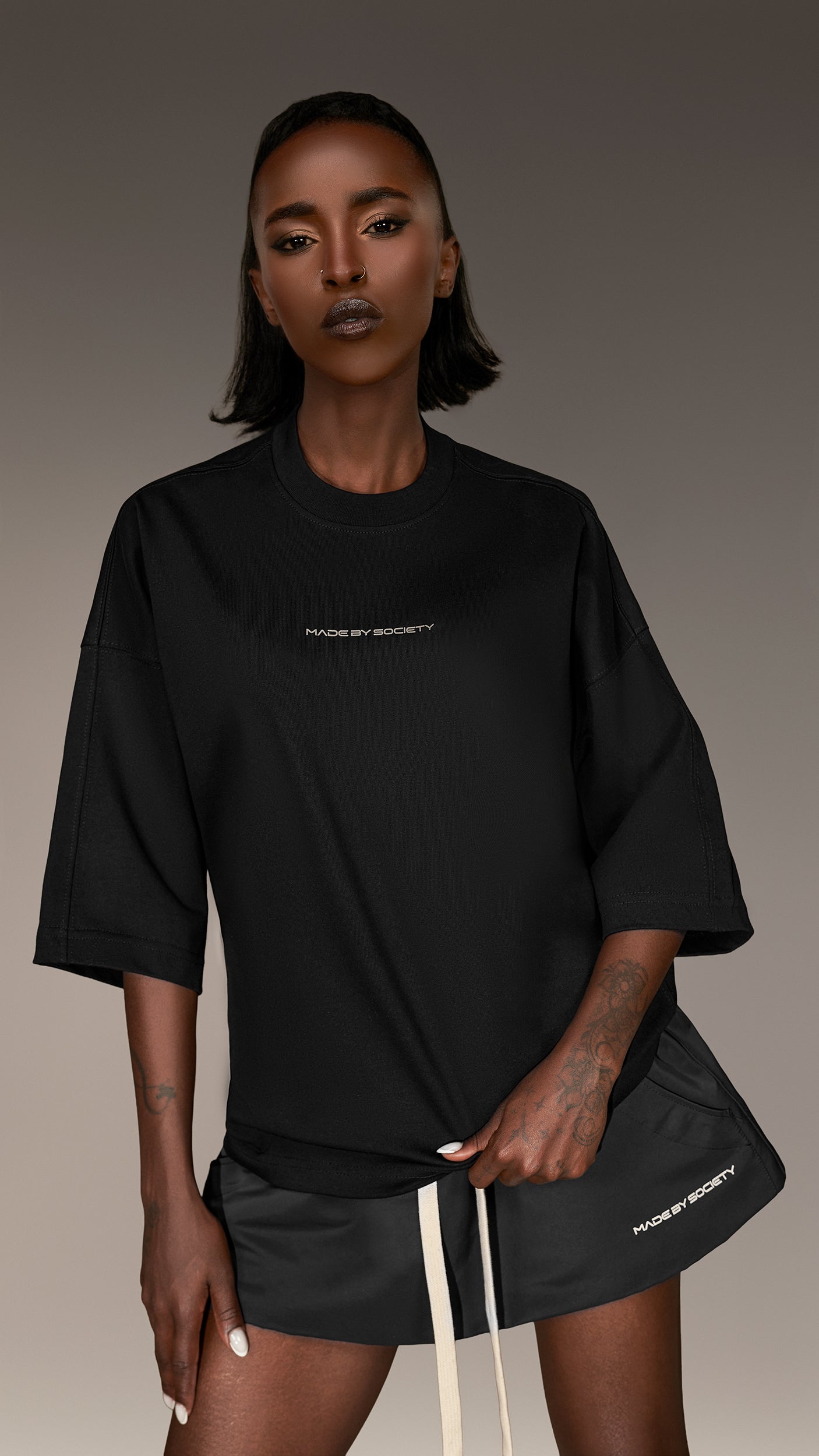 Tricou oversized "Out of My League" - T26332