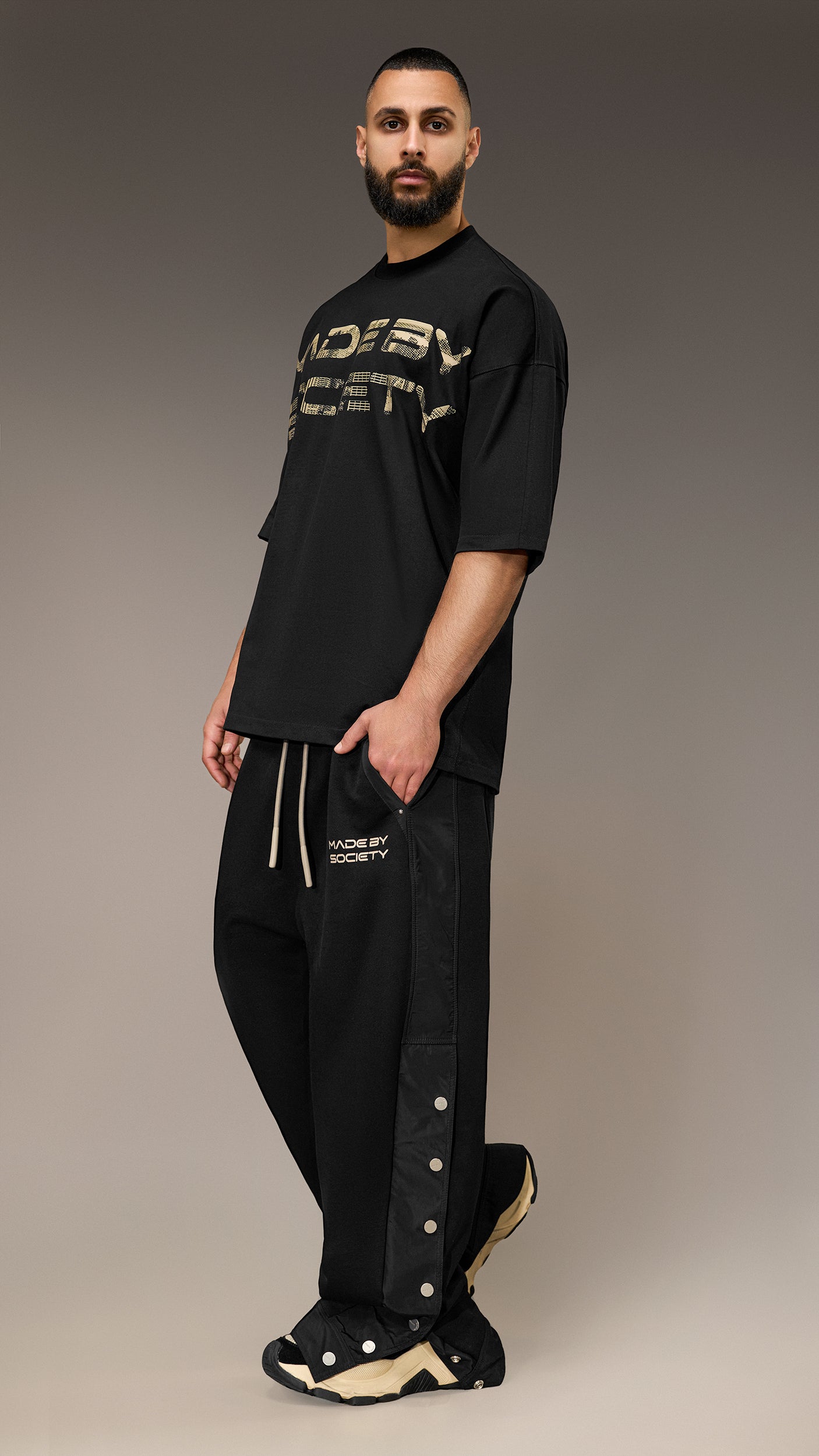 Pantaloni Jogger "Made by Society" - P16014