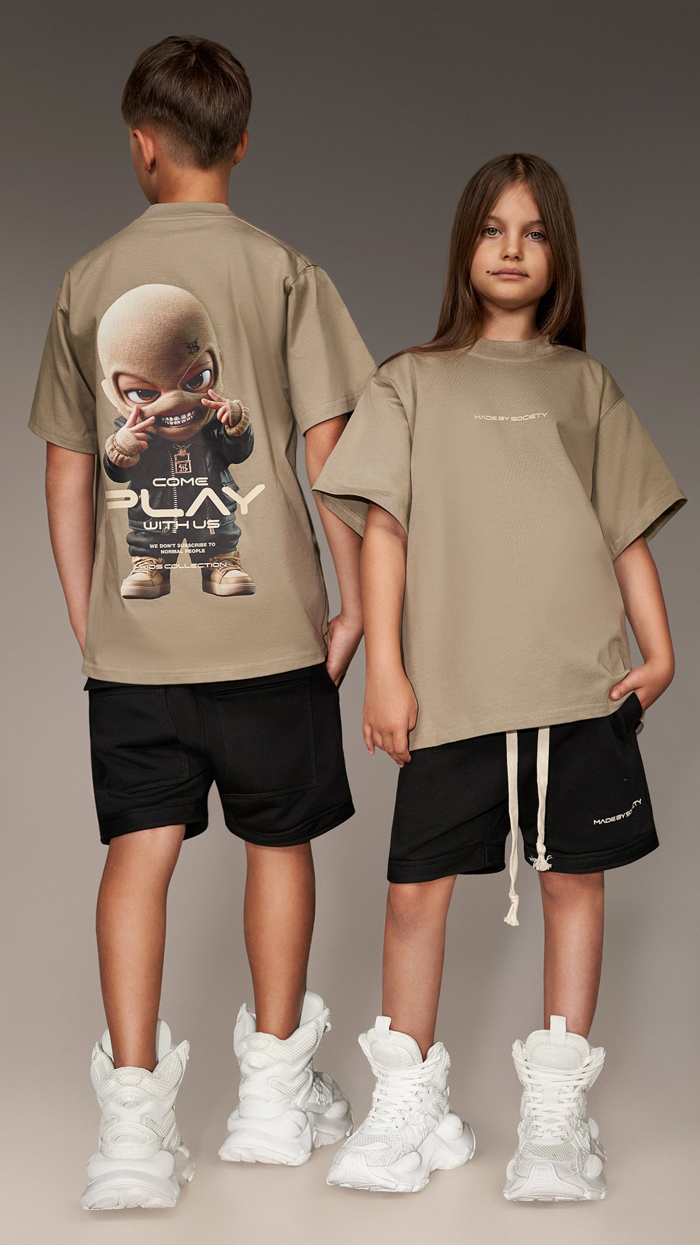 Тениска "Come Play With Us" - T36577