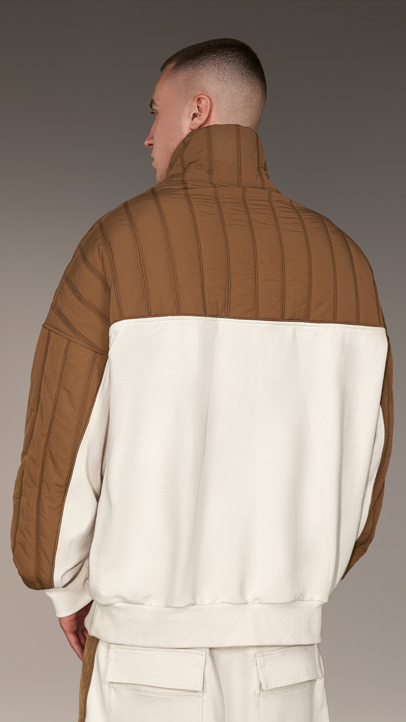 Двуцветен суитшърт Made by Society - H16860