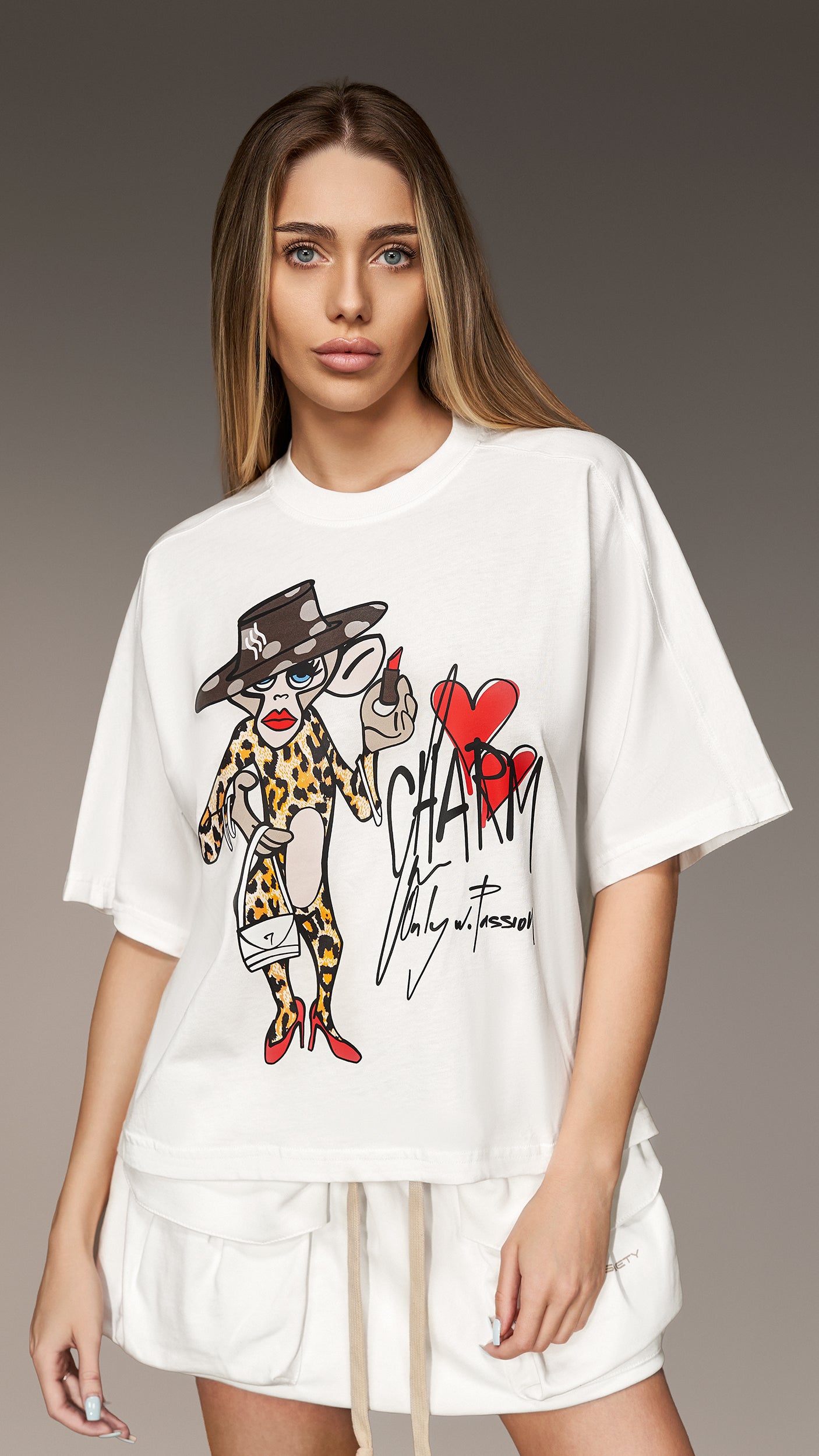 Тениска "Charm Only w. Passion" - T26392