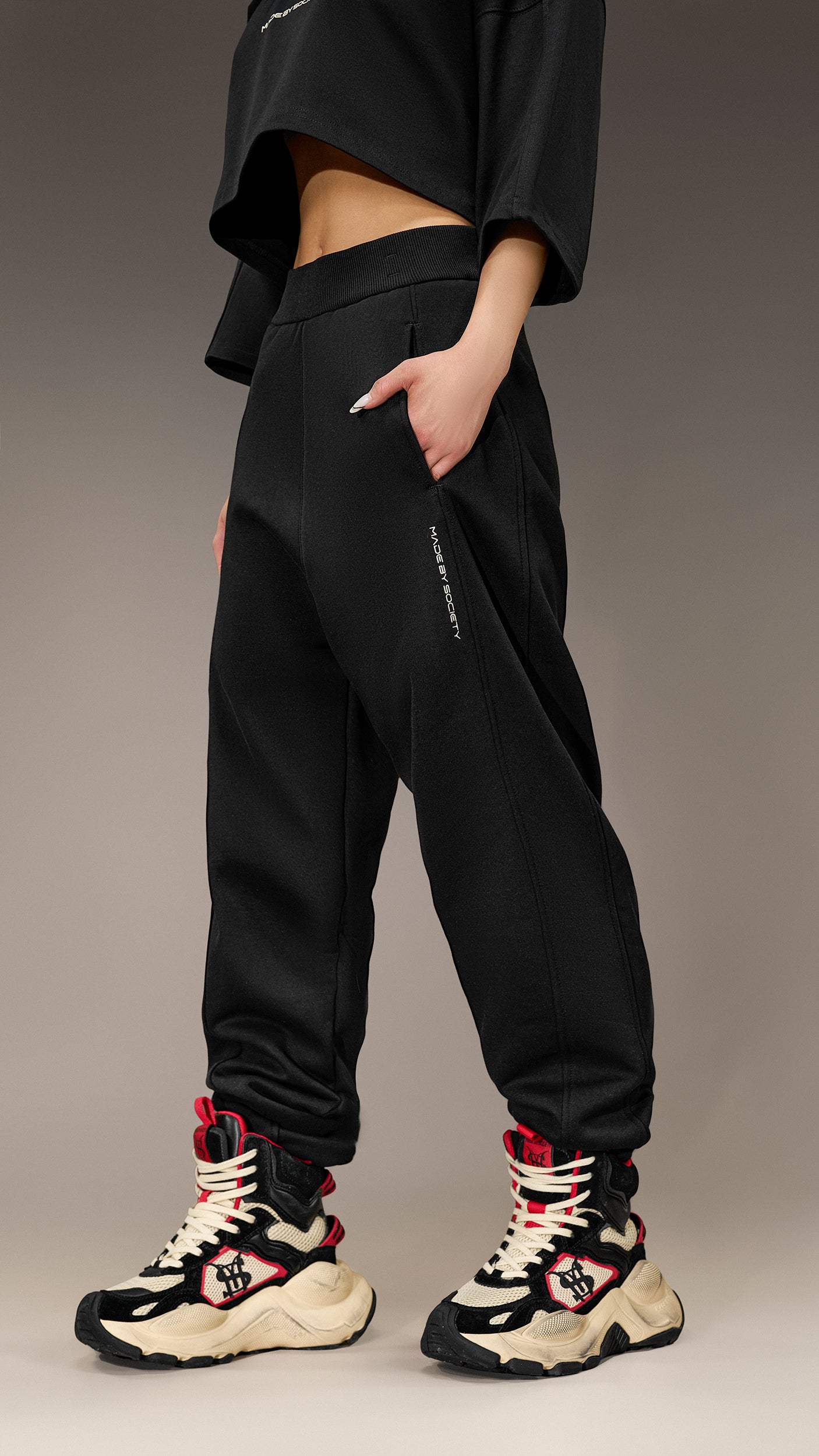 Pantaloni Jogger Made By Society – P26171