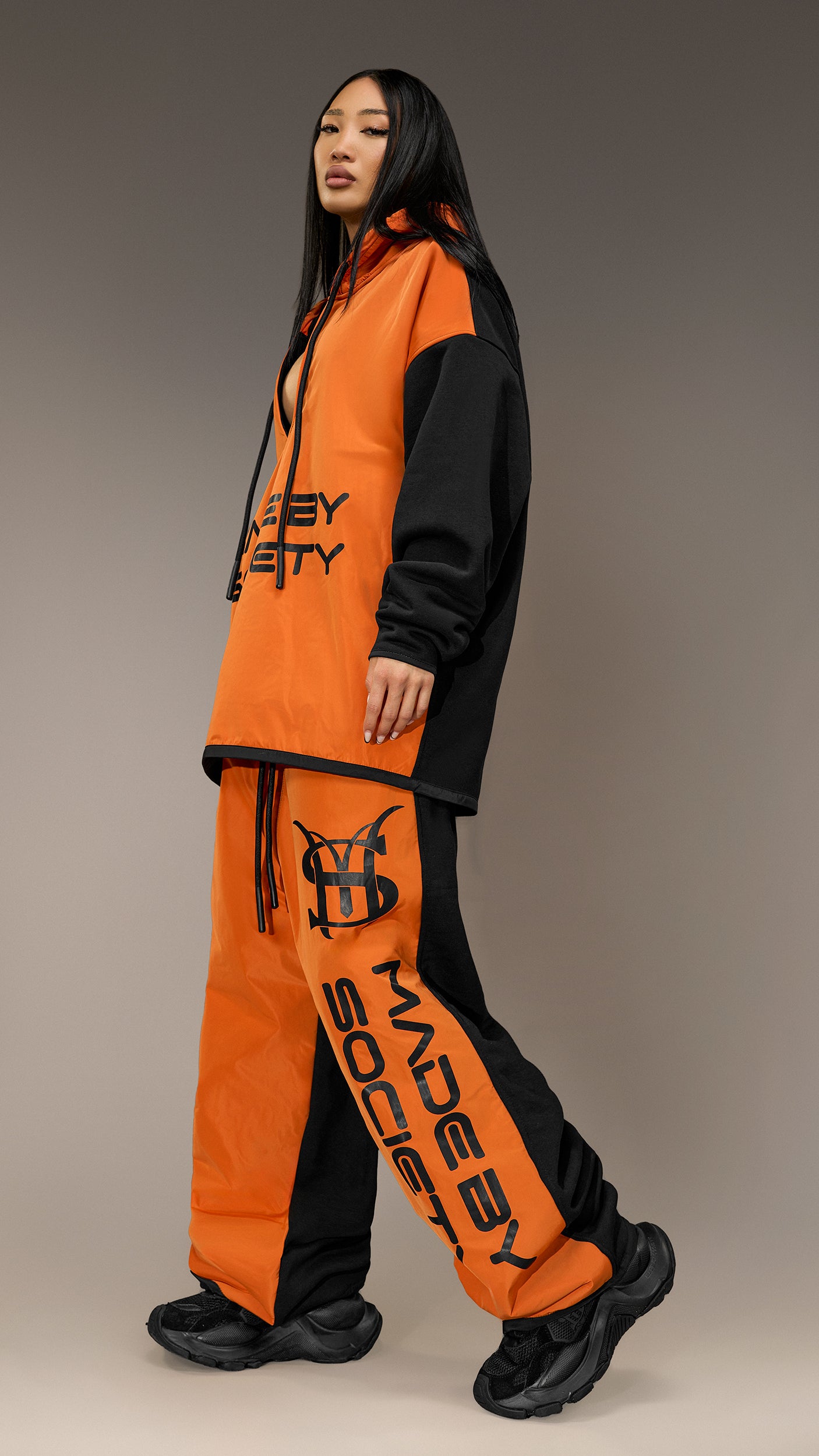 Pantaloni Oversized Made By Society – P26041