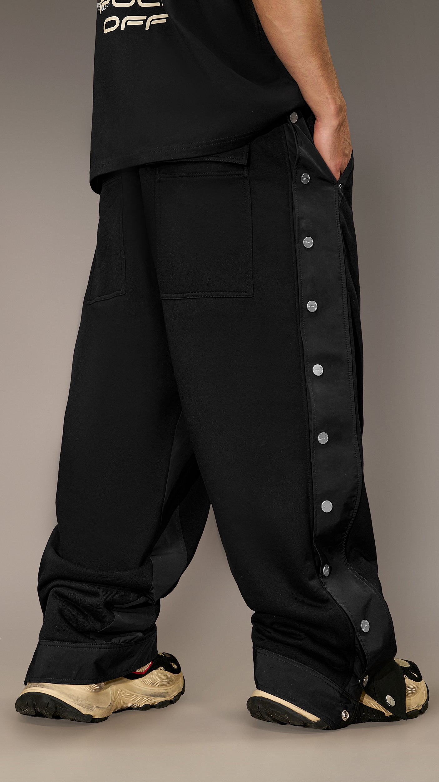Pantaloni cu capse Made by Society - P16183