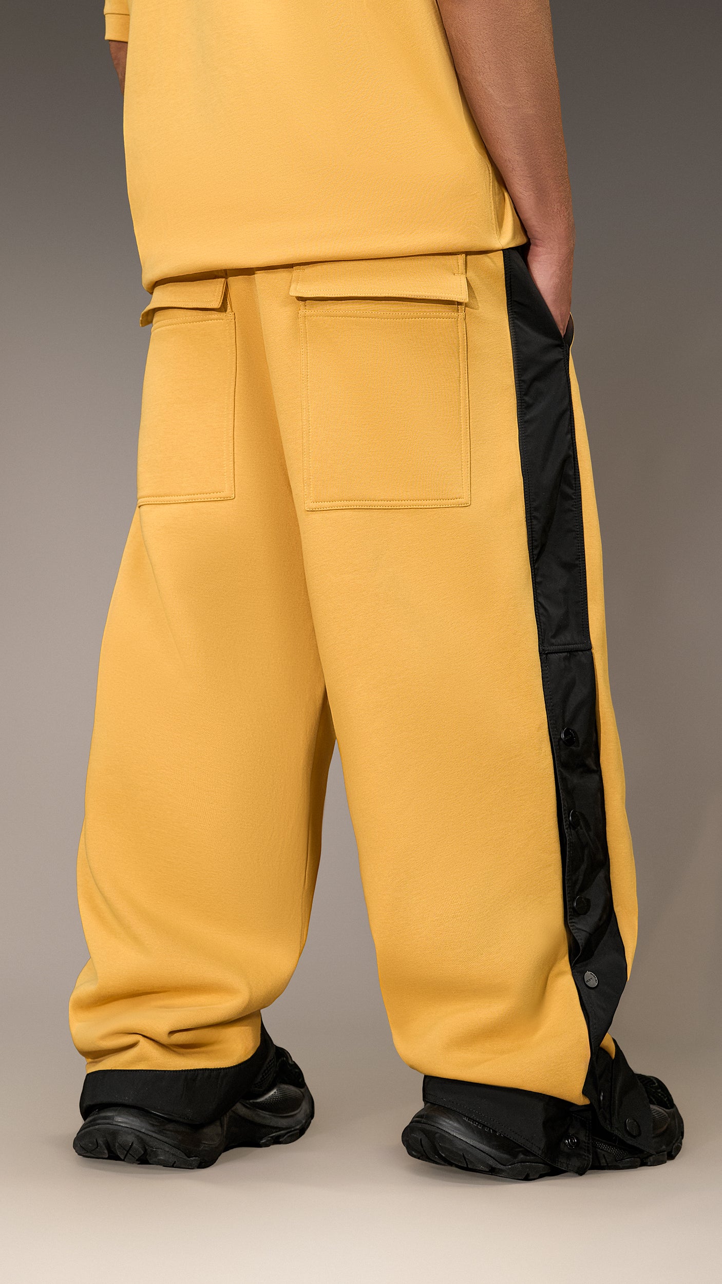Pantaloni cu capse - P16083