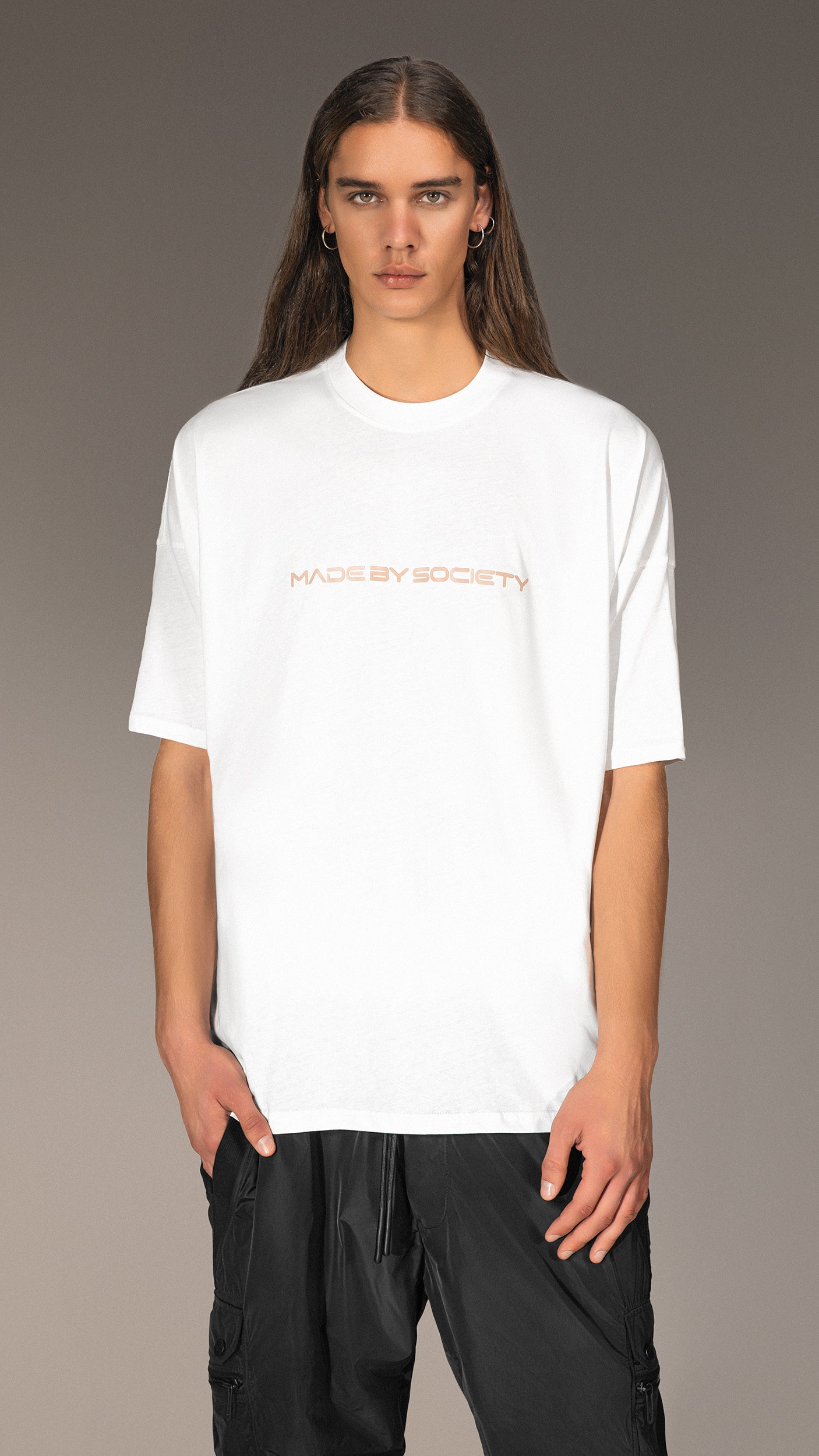 Бяла тениска Made by Society - T15655