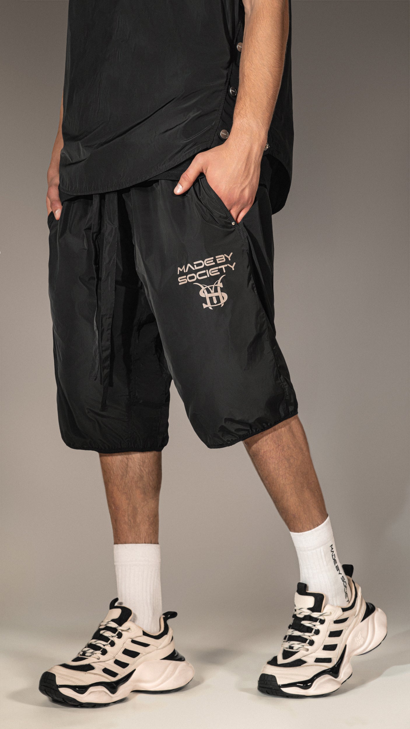 Къси панталони тип 'бермуда' "Made by society" - B15619