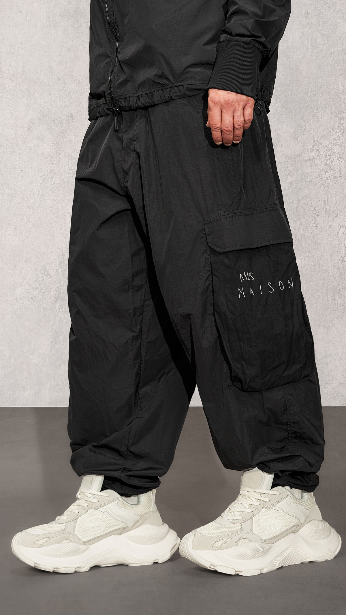 Pantaloni TRACE - P17770
