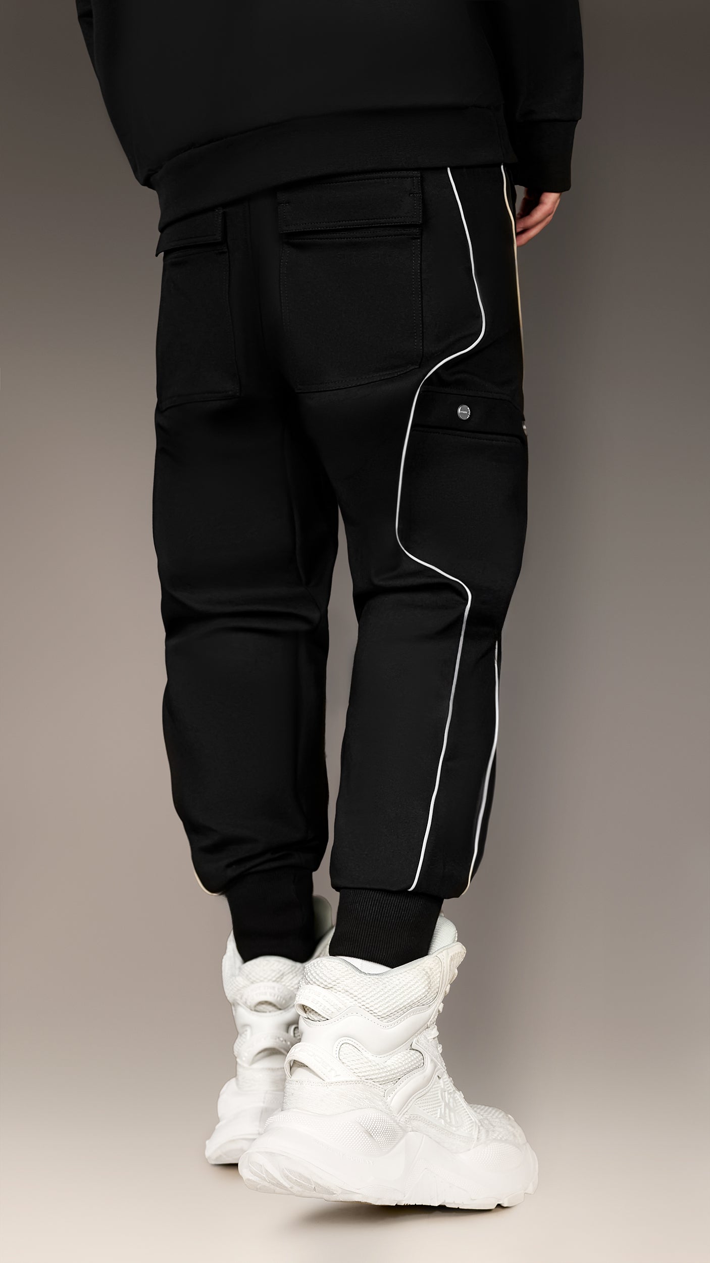 Pantaloni Essence Flow - P17186