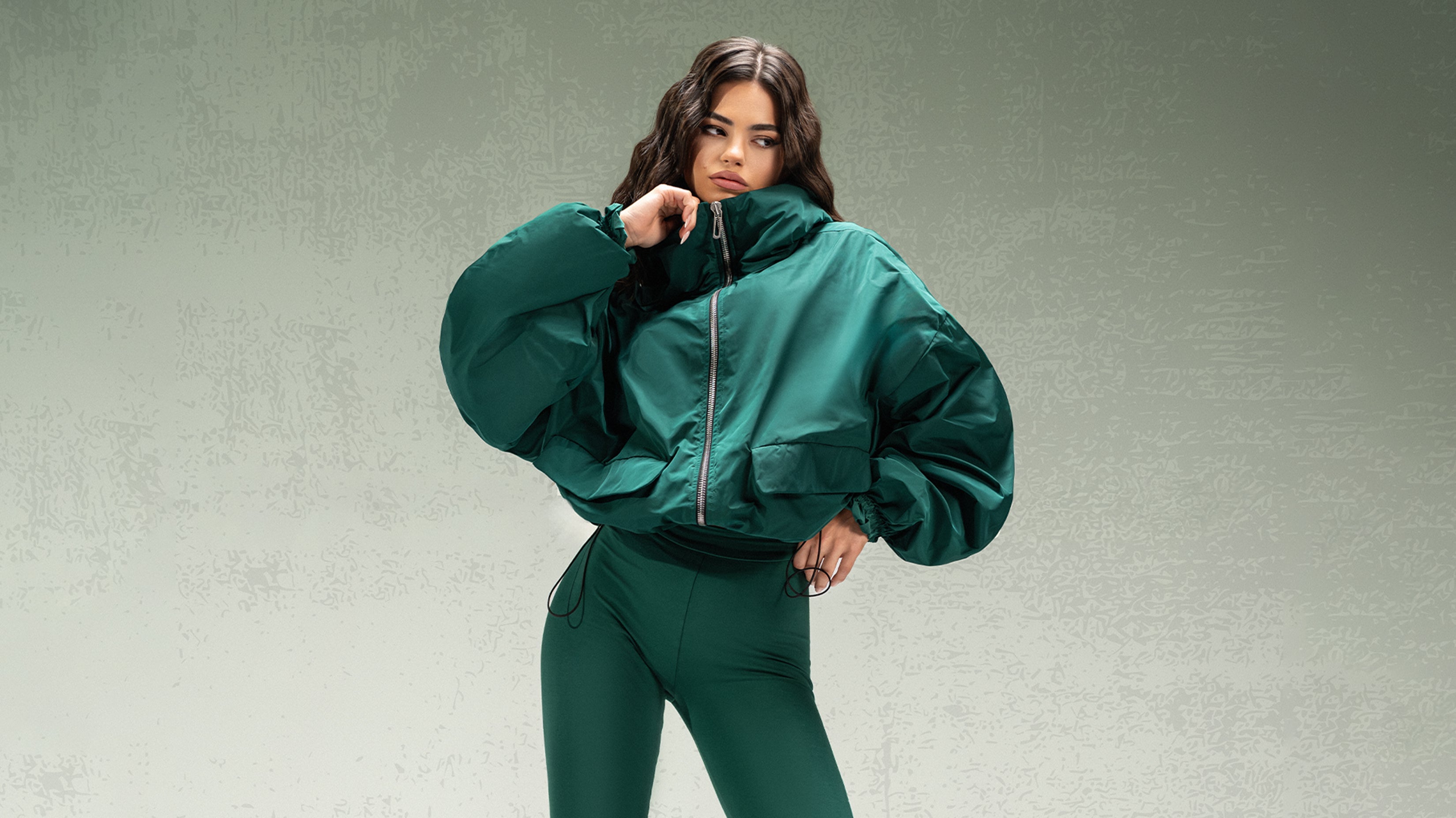 Femei | Hanorace si Jachete AW25