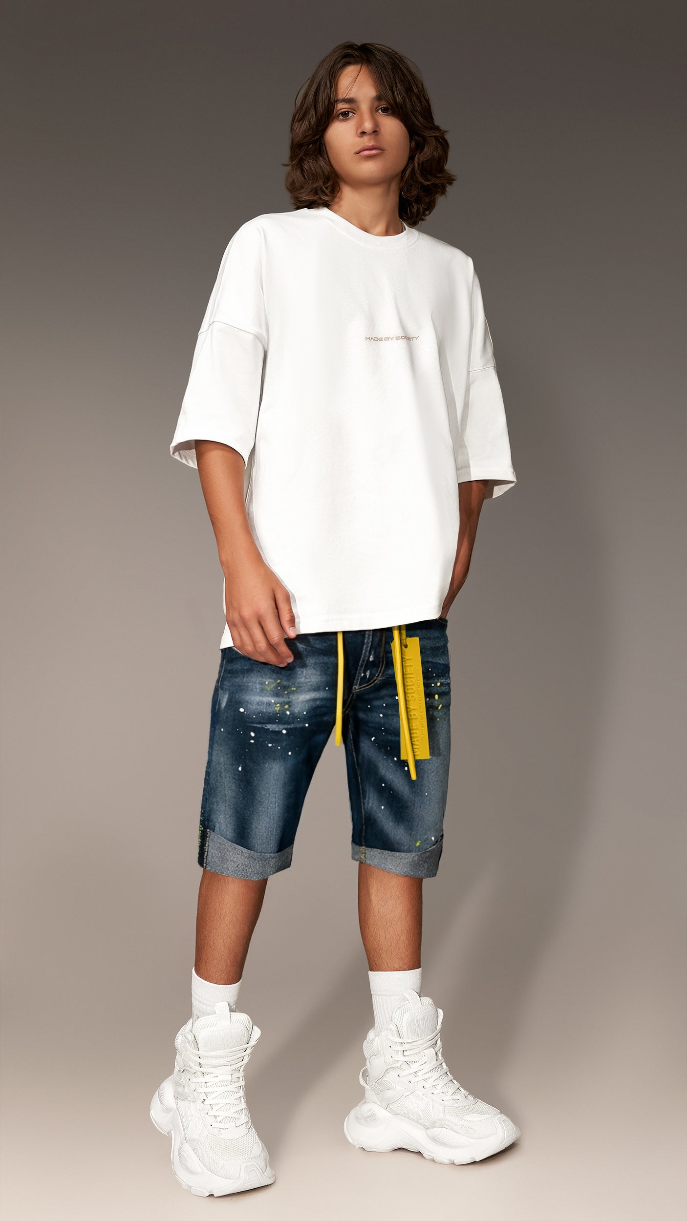 Къси дънки С ЕФЕКТ БОЯ - B13682