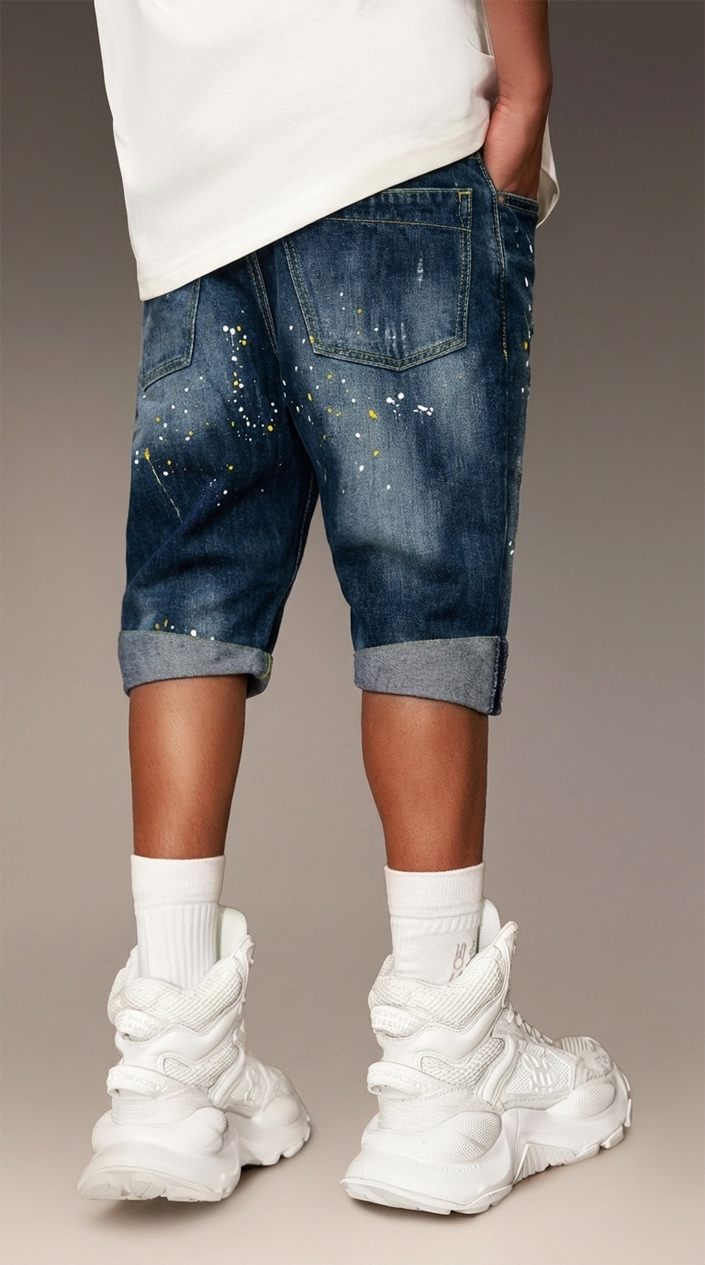 Къси дънки С ЕФЕКТ БОЯ - B13682