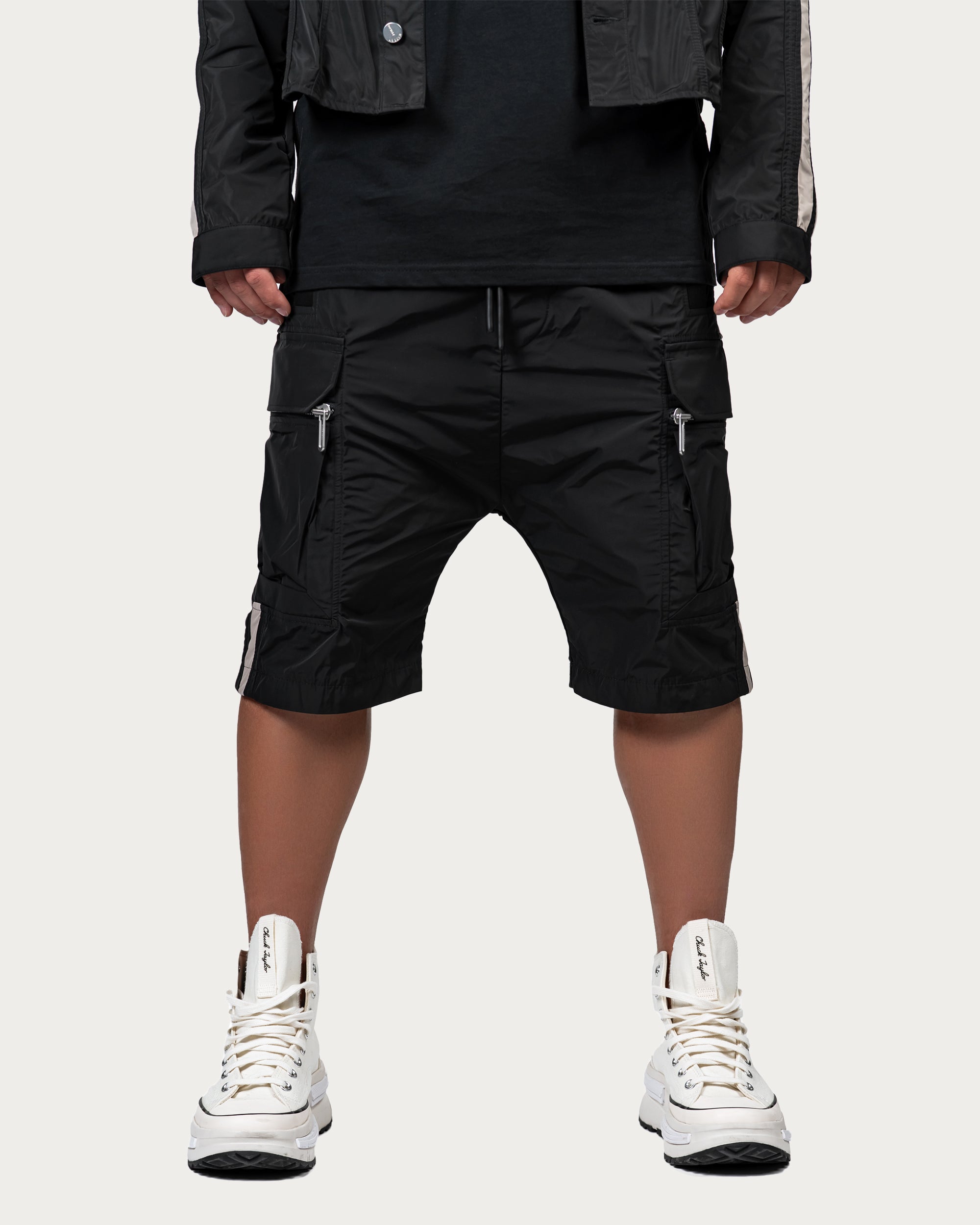 Vertical lines cargo shorts - B13548