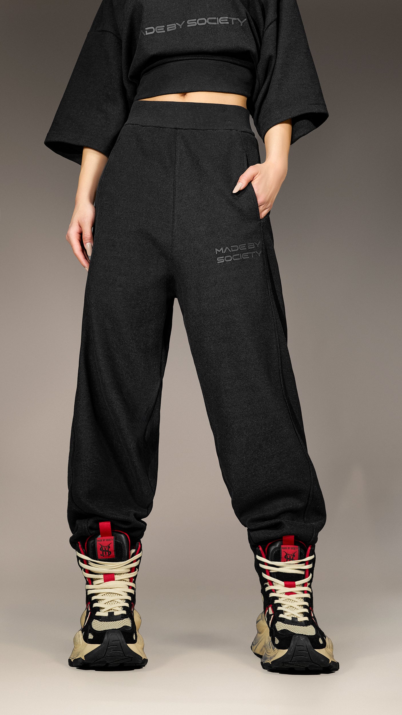 Pantaloni Jogger "Made by Society" - P26064