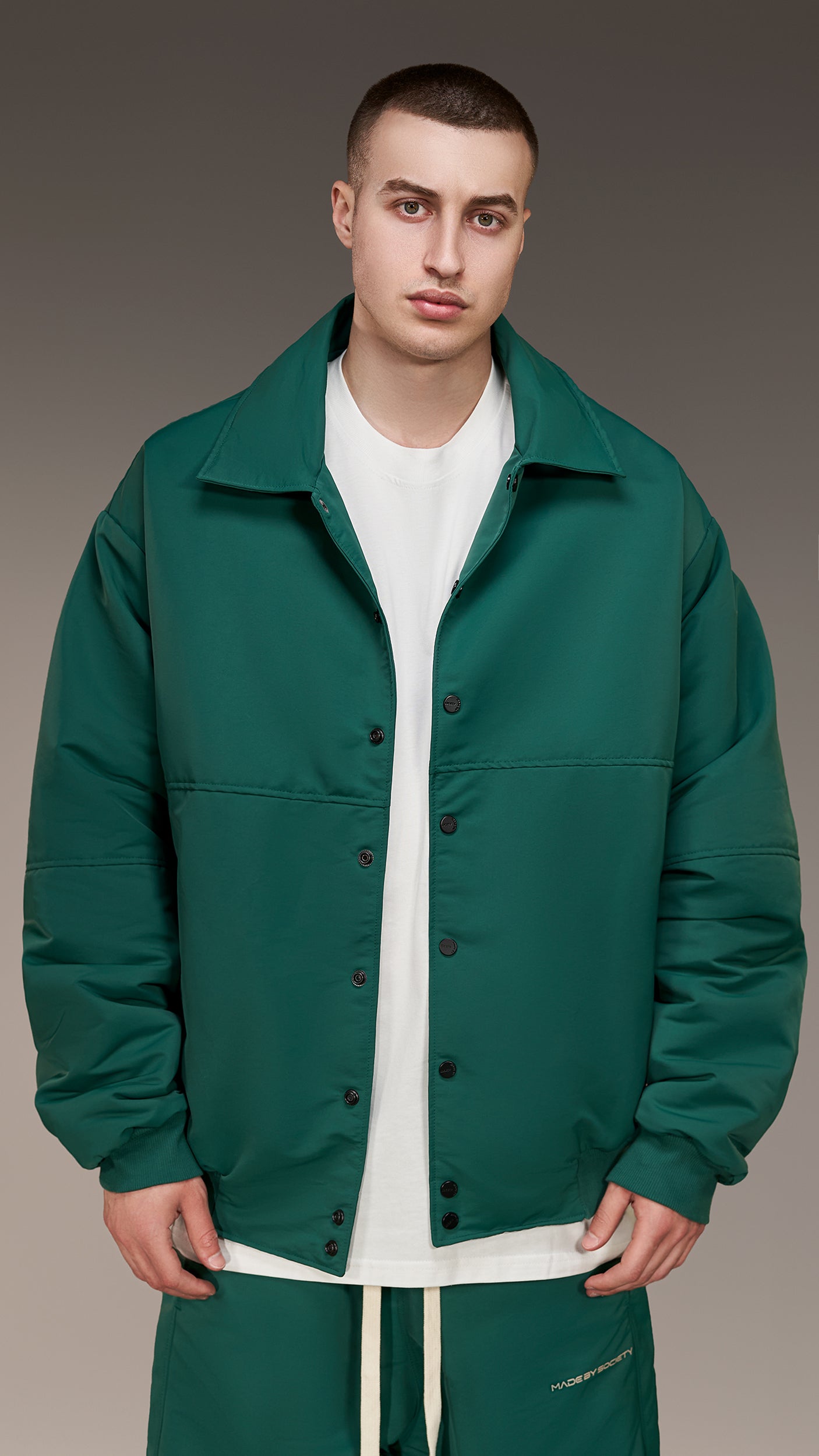 Яке ASH STRUCTURE - J17025