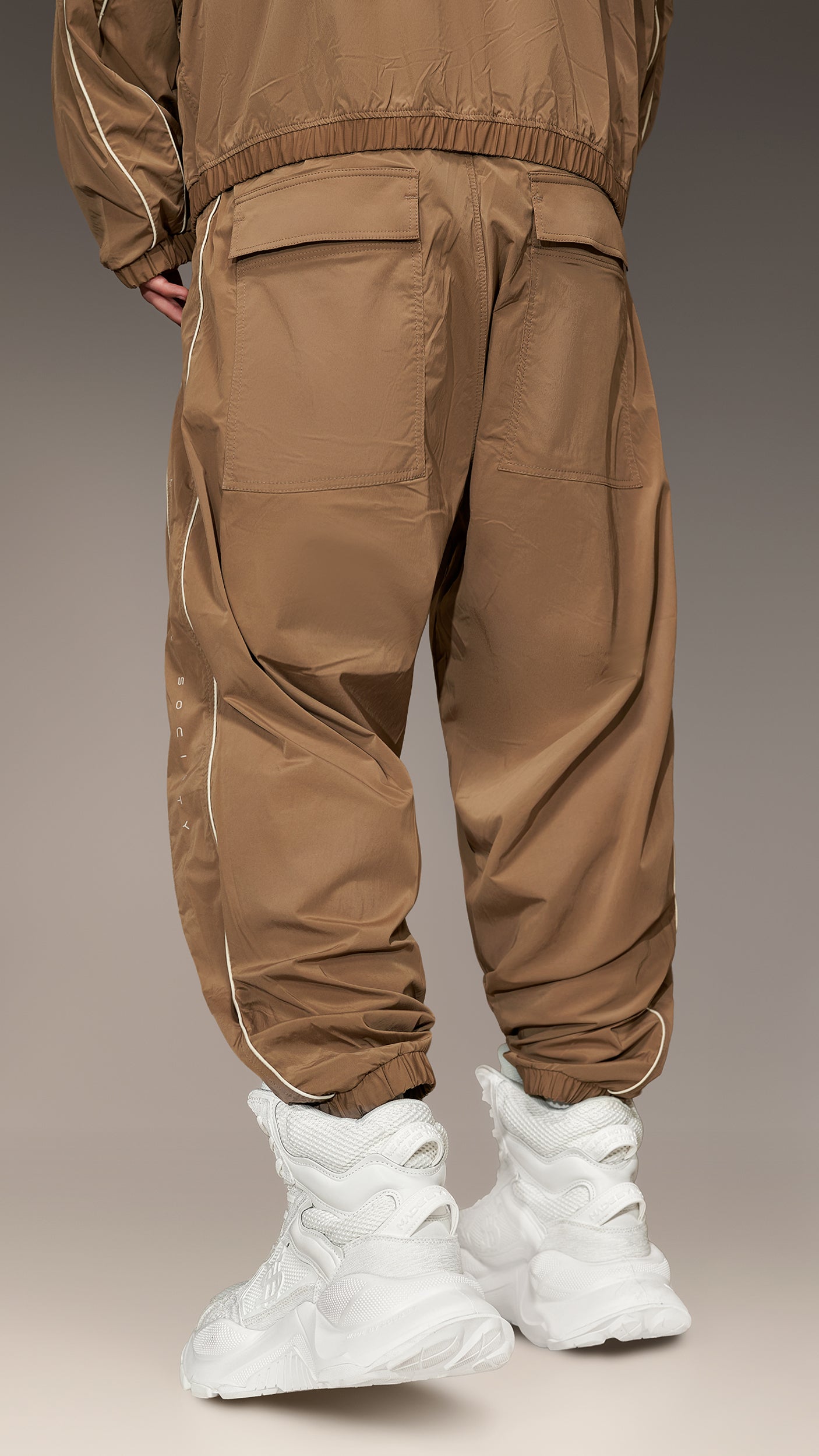 Pantalon Crimson Verse