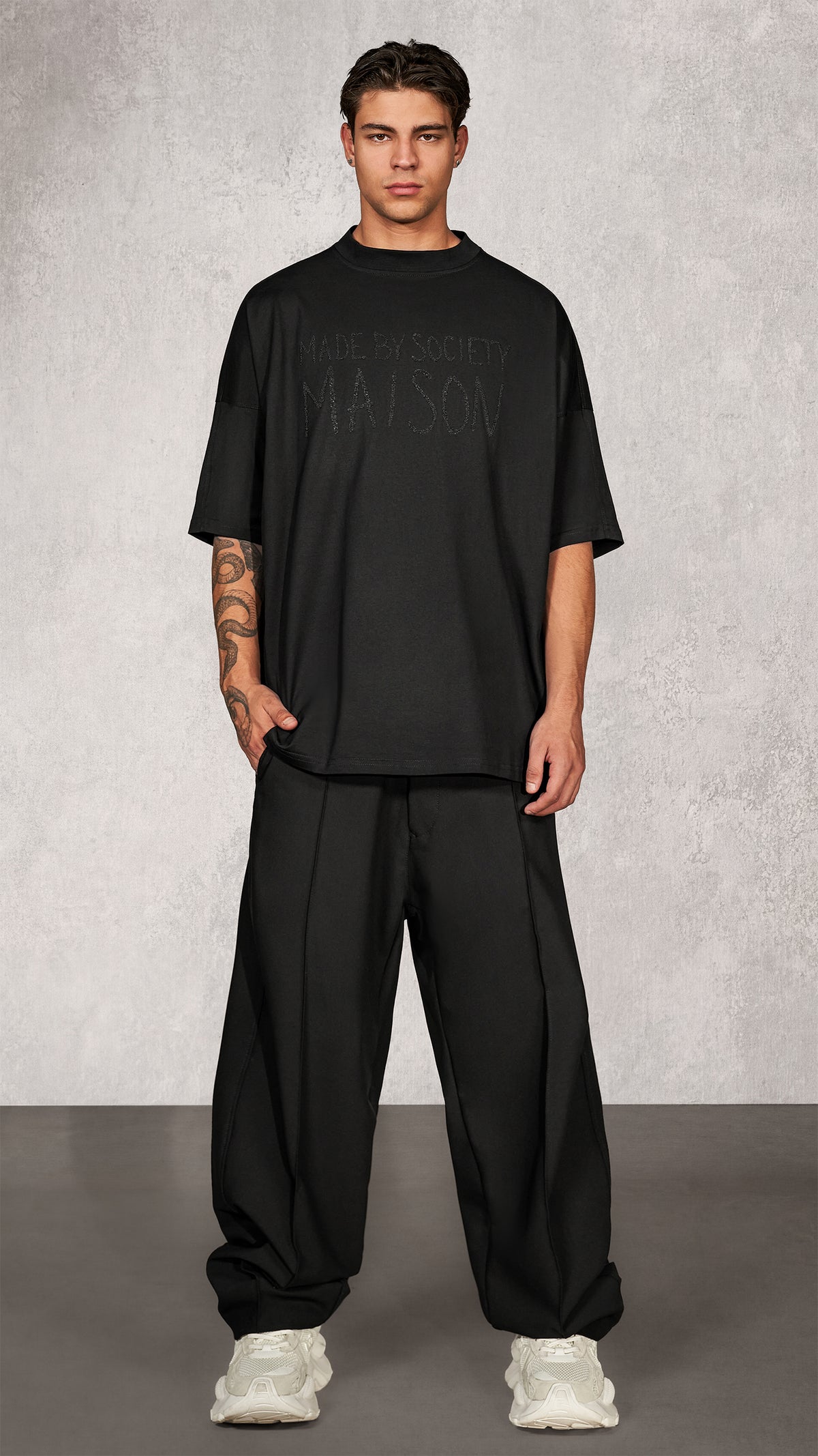 Tricou Private View  - T17839