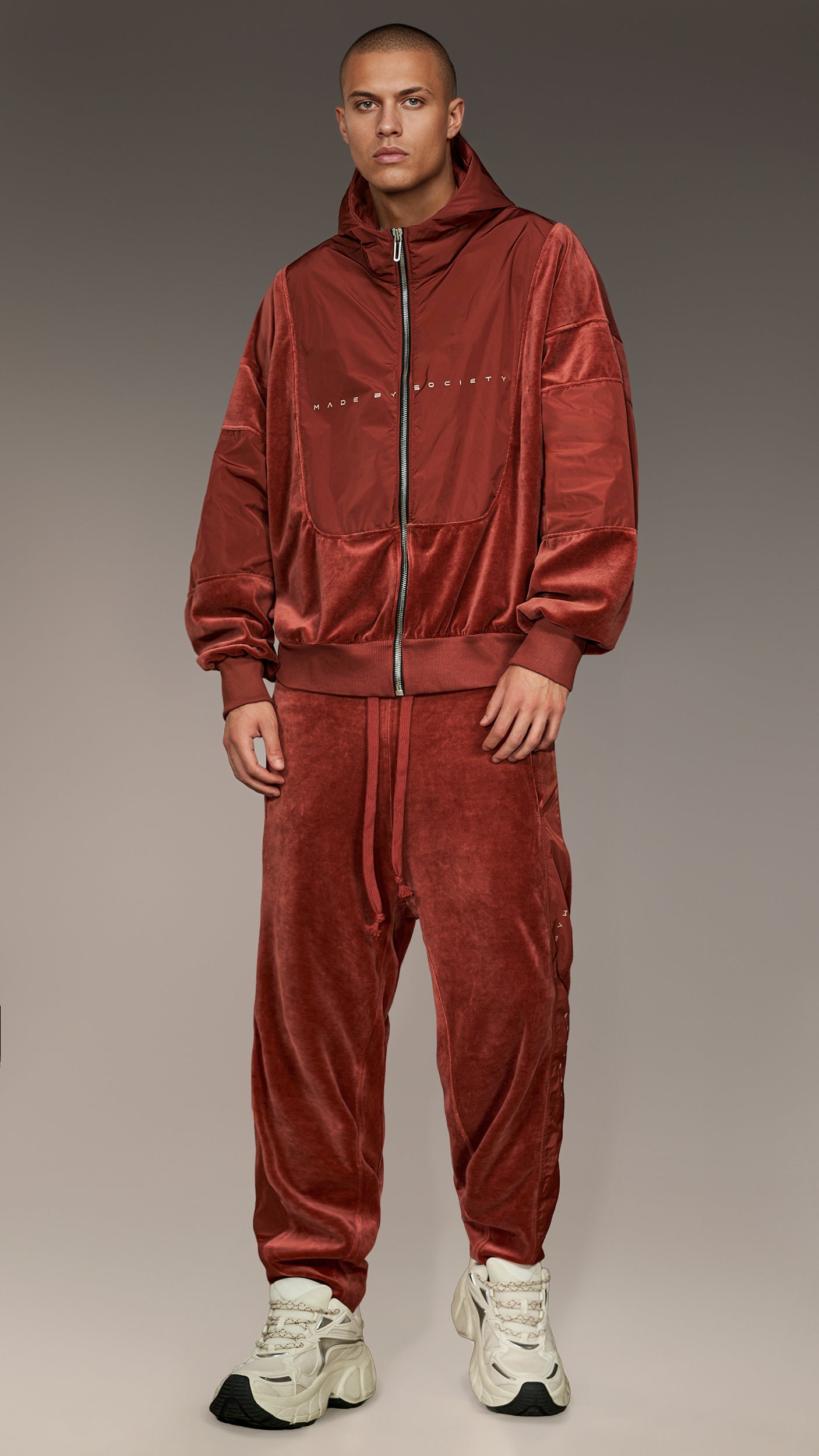 Панталони от кадифе Made by Society - P16790