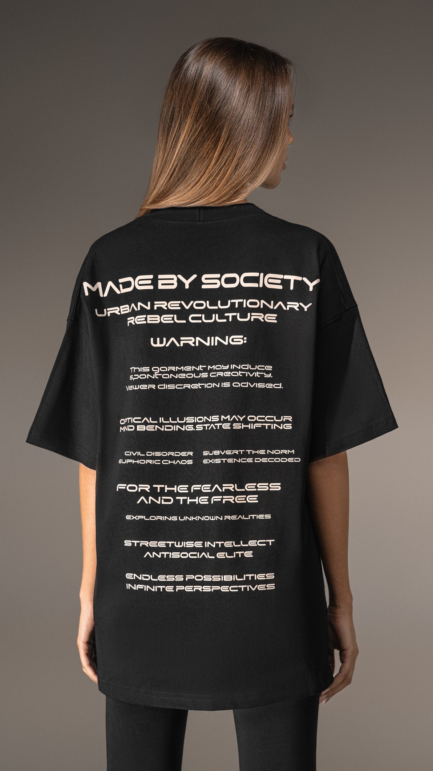 Оувърсайз тениска „Made by Society” – T25687