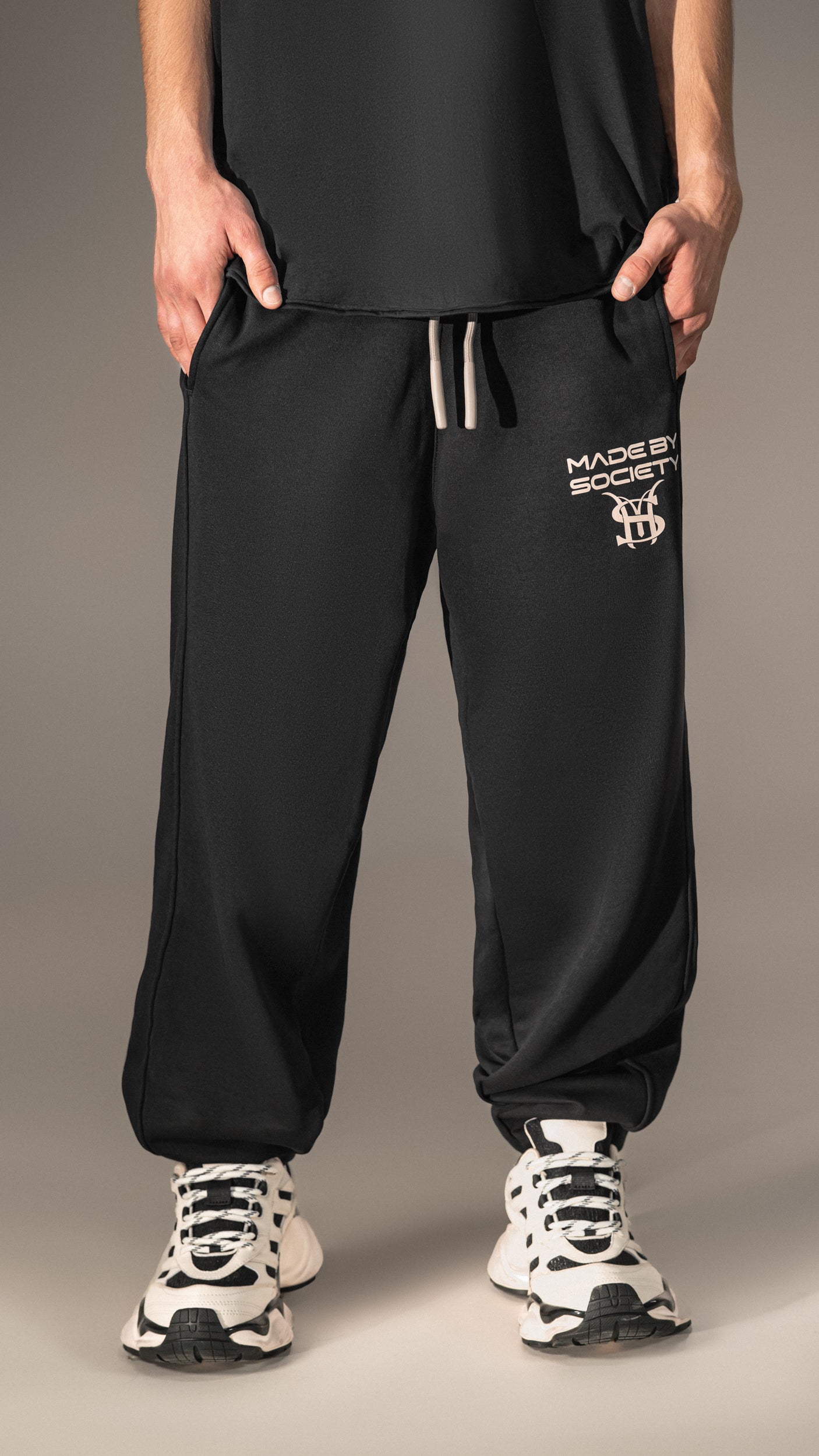 Pantaloni „Made by Society” – Design Relaxat - P15620