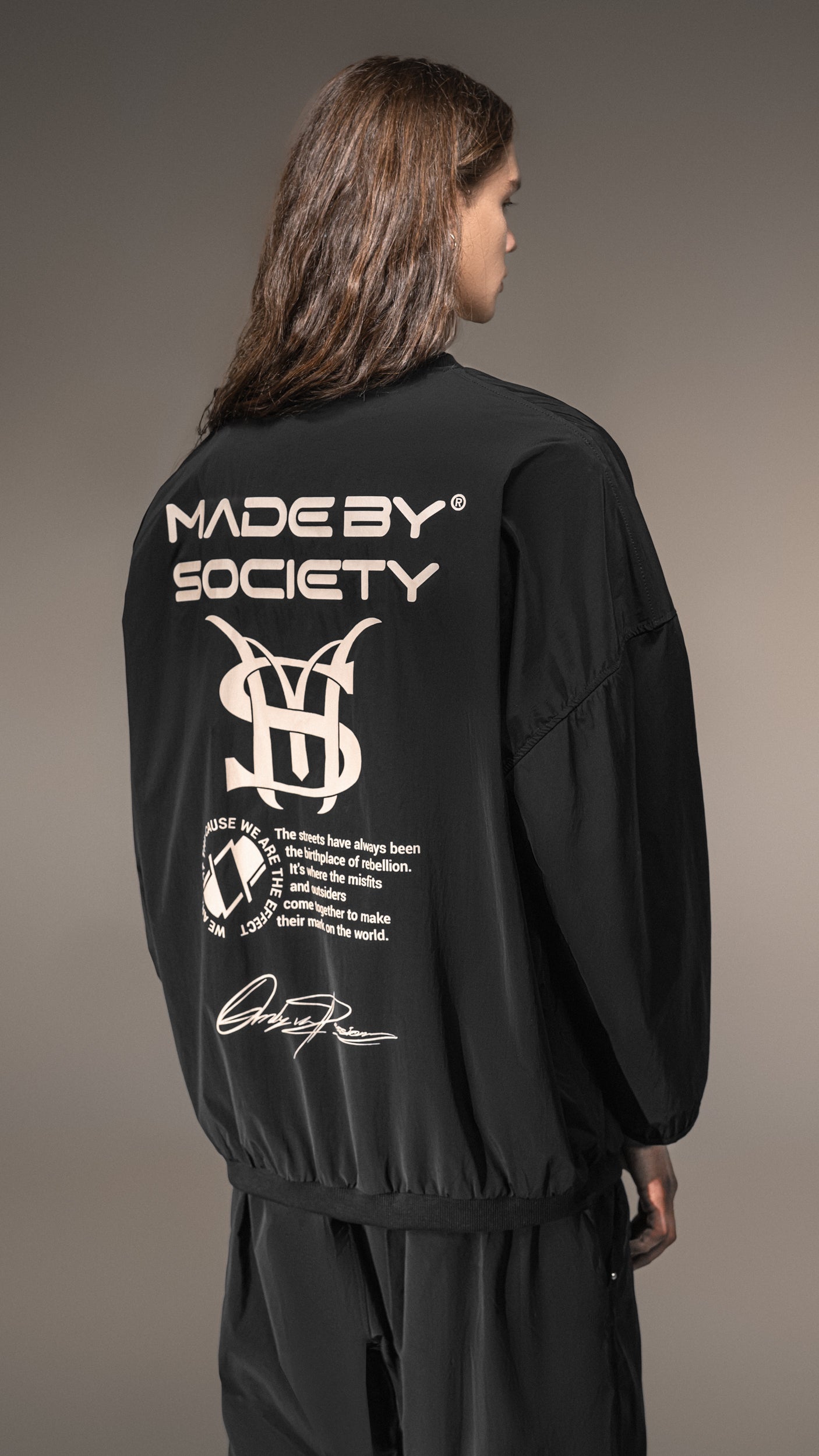 Суичър „Made by Society” – Комфорт Кежуал - H15720