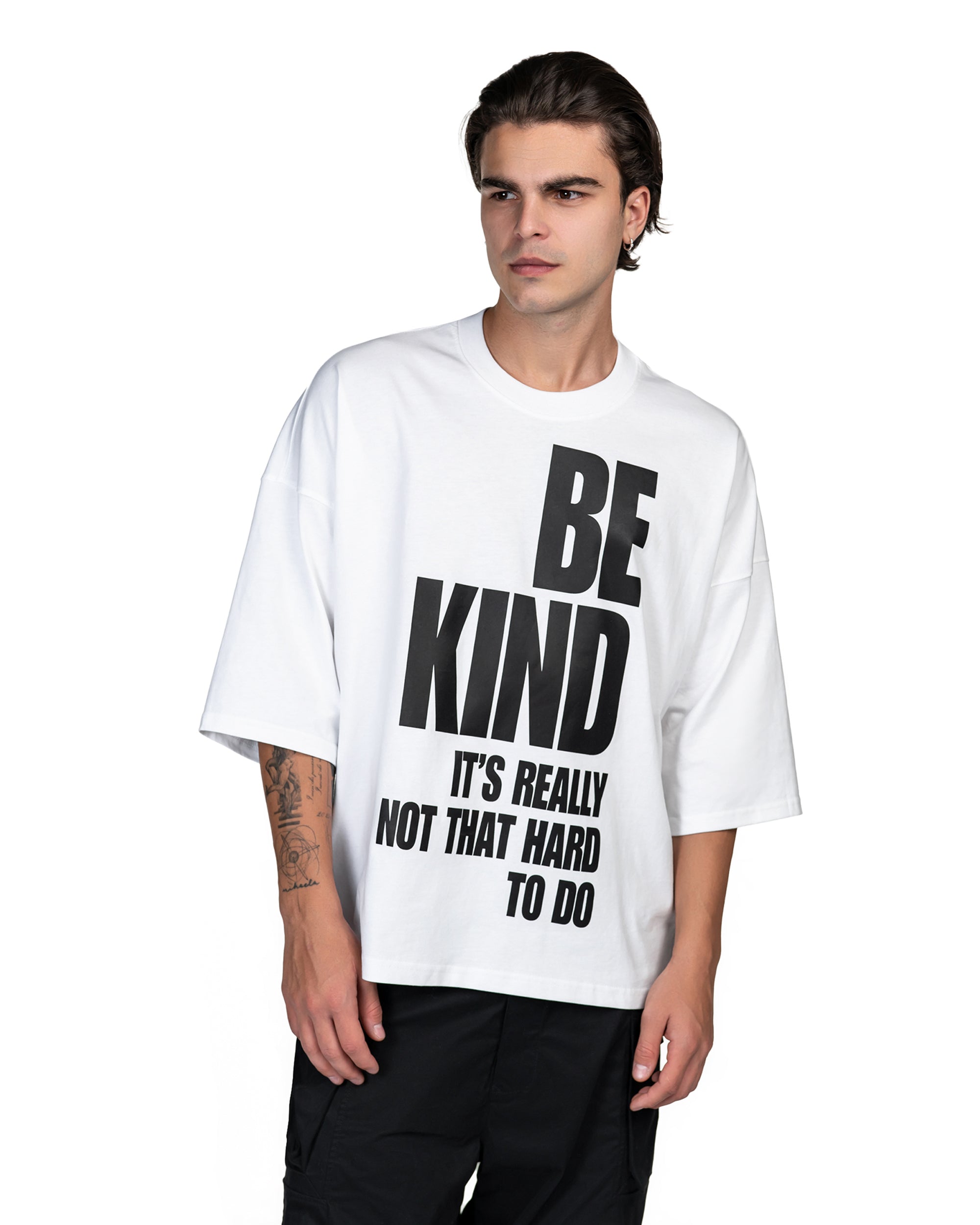 Тениска Be kind - T13699